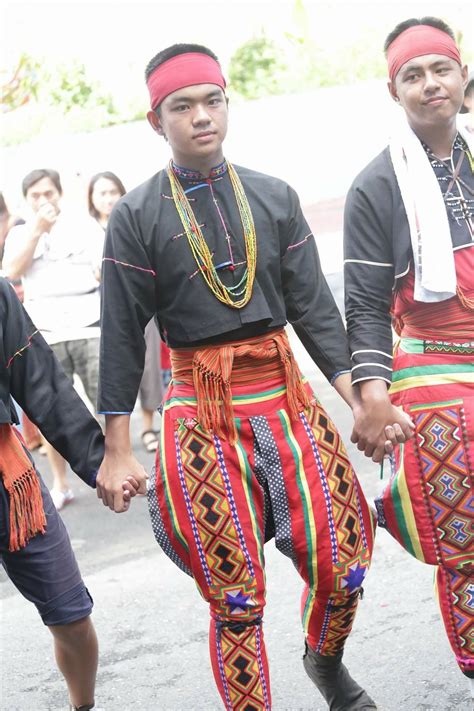 traditional filipino clothing|Filipino Traditional Clothes .